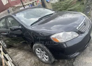 Toyota Corolla 2004 Black