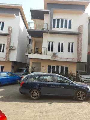 4bdrm Townhouse/Terrace in Guzape District for Sale