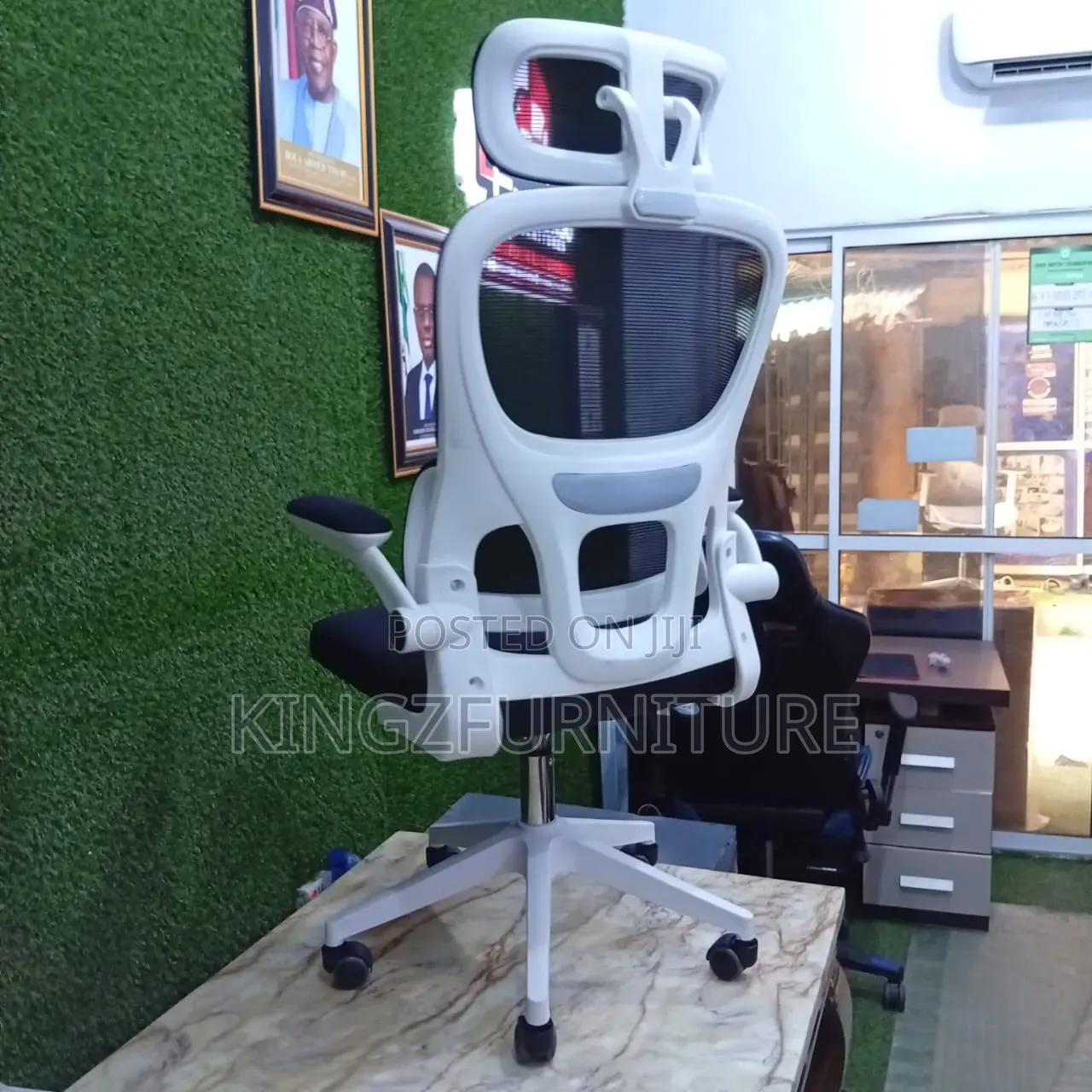 White Black High-Back Ergonomic Mesh Office Chair