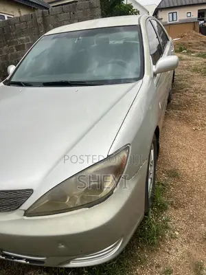 Toyota Camry 2002 Silver