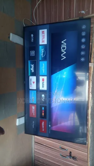 Hisense 65 Inches