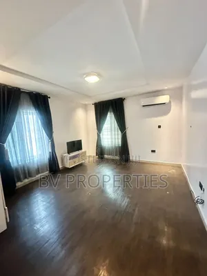 1bdrm Shared Apartment in Osapa london for rent
