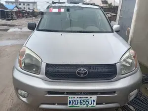 Toyota RAV4 2005 Silver