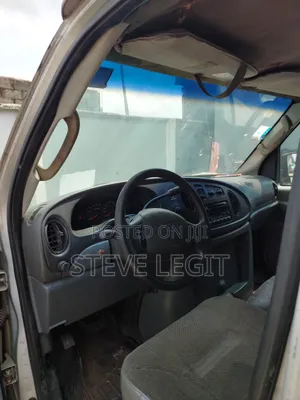 Ford E350 2004 Grey