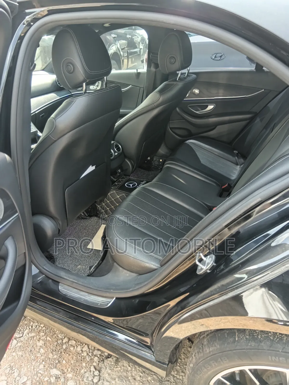 Mercedes-Benz E300 2018 Black