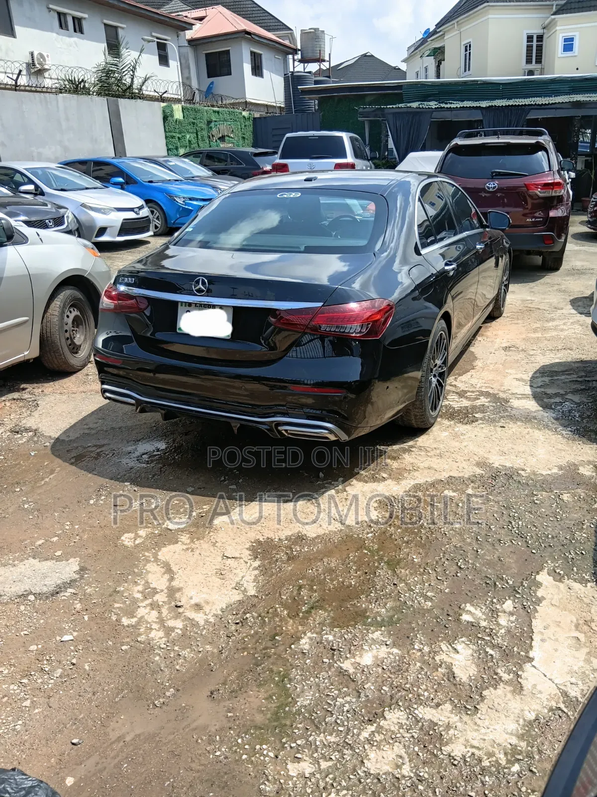 Mercedes-Benz E300 2018 Black