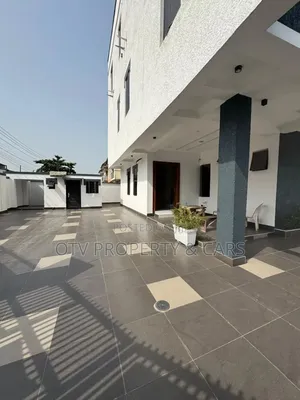 Furnished 5bdrm Duplex in Chevron for sale