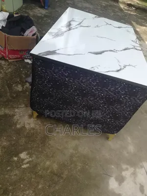 De King's Wooden Craft Furniture Ng Limited