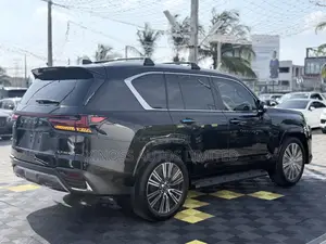 Lexus LX 600 2025 Black