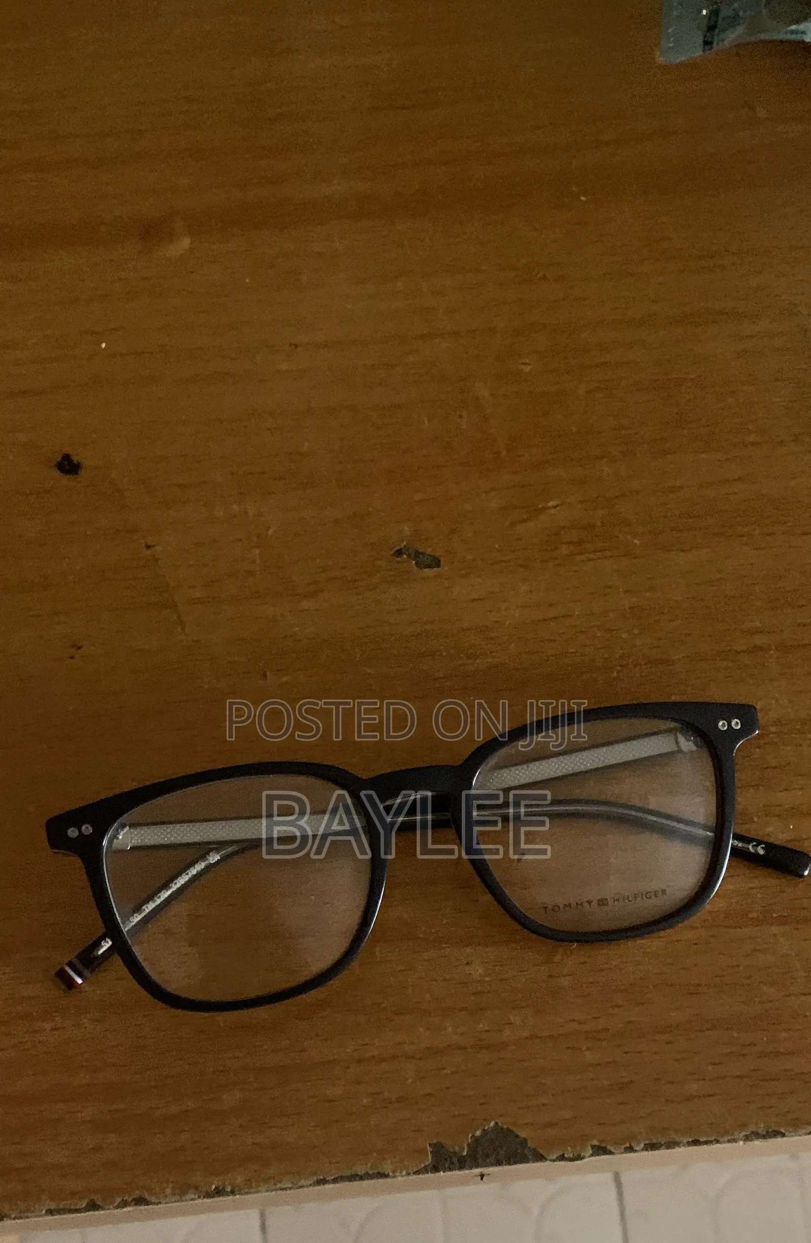 Tommy Hilfiger Glases