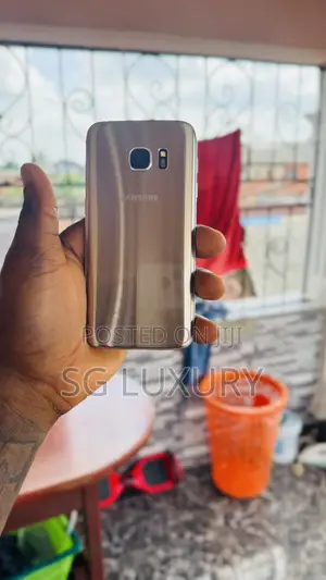 Samsung Galaxy S7 32 GB Gold