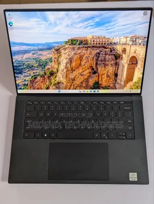 Laptop Dell Precision 5550 32GB Intel Core i7 SSD 512GB