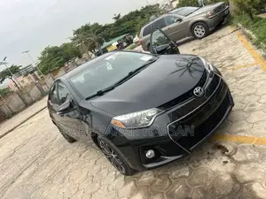 Toyota Corolla S 4dr Sedan (1.8L 4cyl CVT) 2014 Black