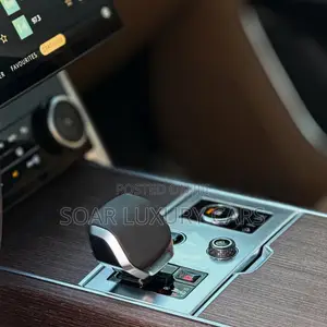 Land Rover Range Rover Vogue 2023 Black