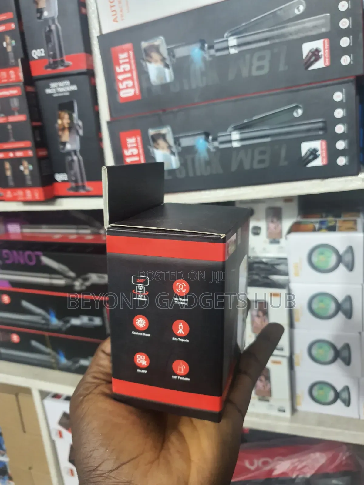P02 Auto Face Tracking Desktop Gimbal Selfie Stick Tripod