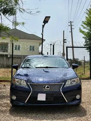 Lexus ES 2014 Blue