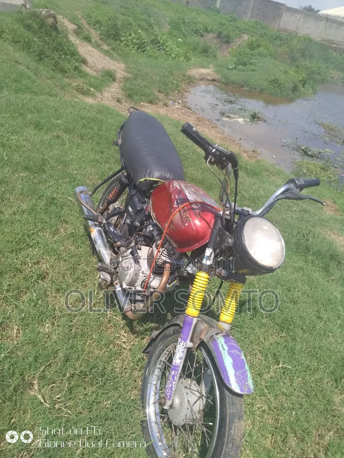 Bajaj Boxer 100 2023 Red