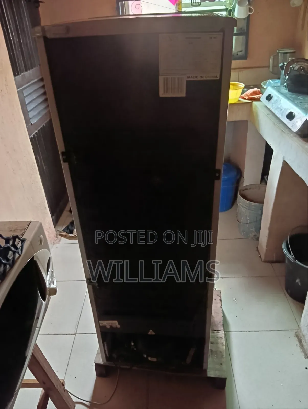Refrigerator