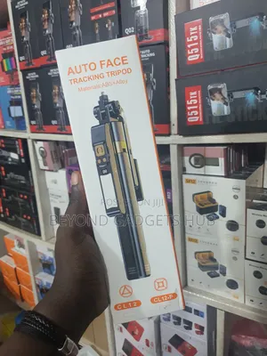 Cl12-P Auto Face Tracking Tripod