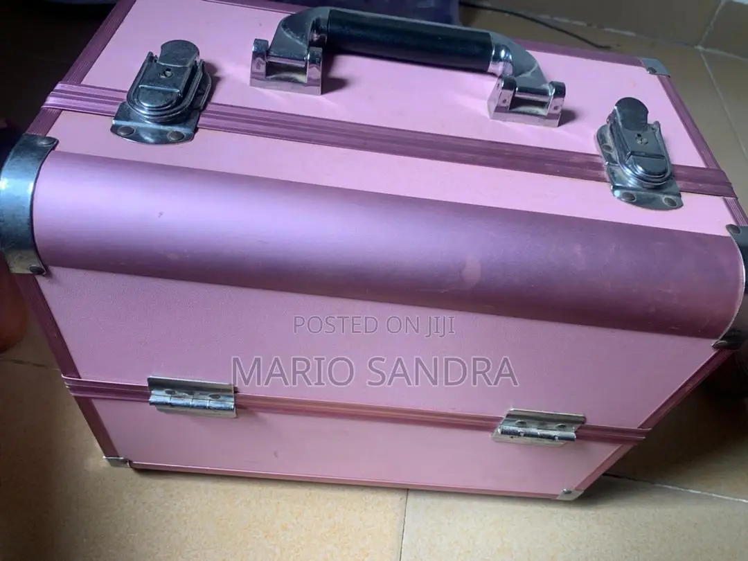 Two Step Makeup Box