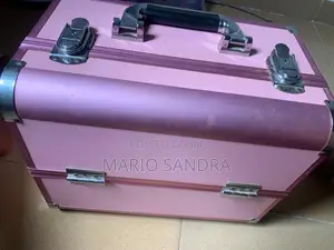 Two Step Makeup Box