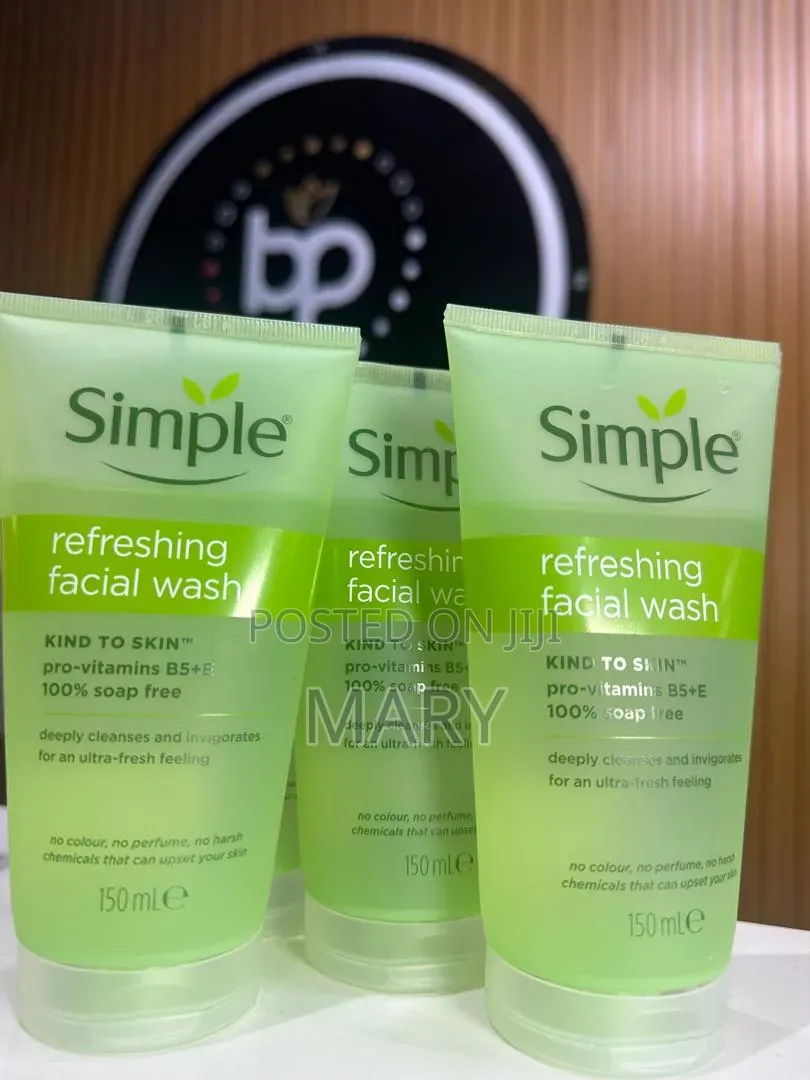 Simple Refreshing Facial Wash