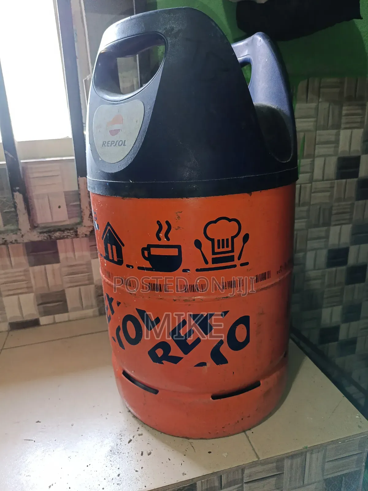 Fairly Used Foreign Gas Cylinder for Sale