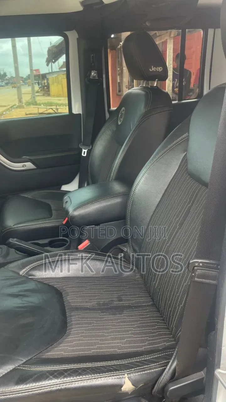 Jeep Wrangler 2013 White