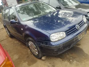 Volkswagen Golf 2002 Blue