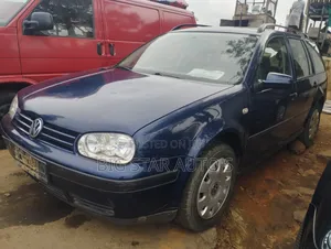 Volkswagen Golf 2002 Blue