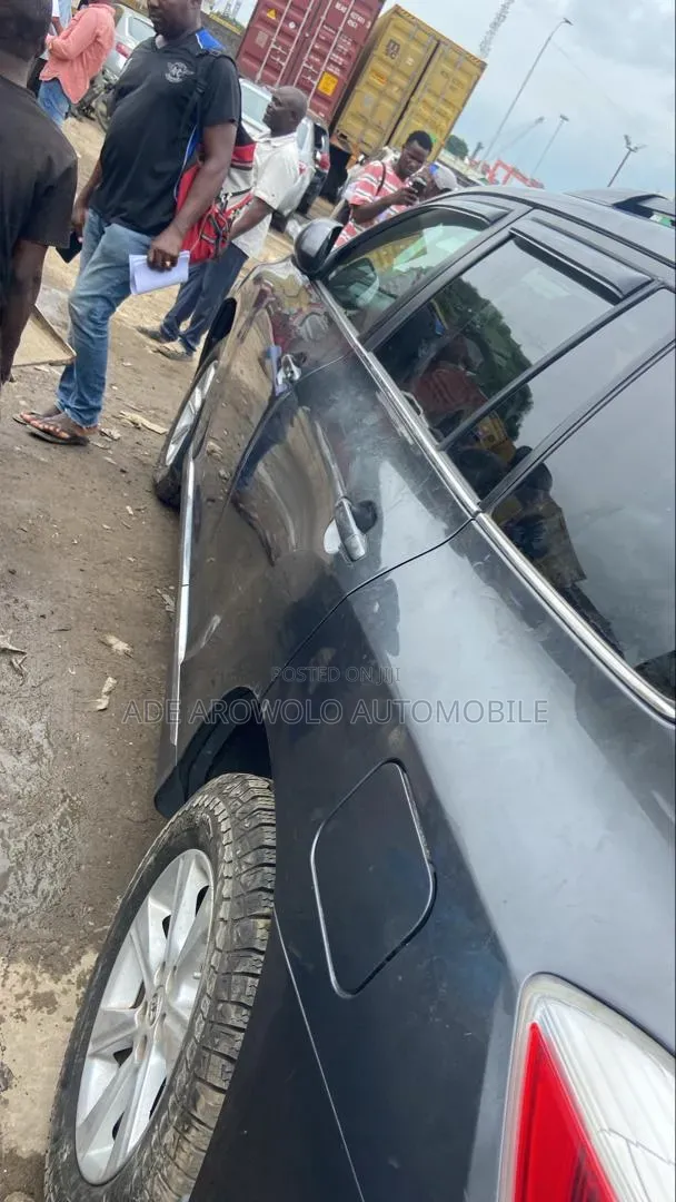 Toyota Highlander 2011 Gray