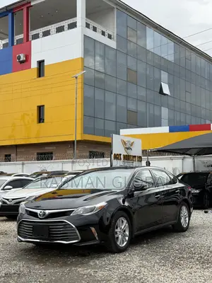 Toyota Avalon XLE Premium Sedan FWD (3.5L 6cyl 6A) 2013 Black
