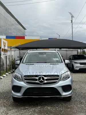Mercedes-Benz GLE-Class GLE 350 2017 Blue
