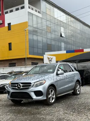 Mercedes-Benz GLE-Class GLE 350 2017 Blue
