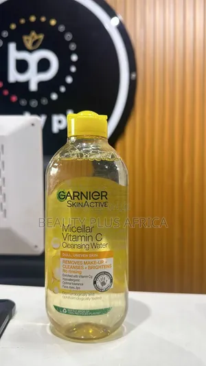 Garnier Micellar Vitamin C Cleansing Water