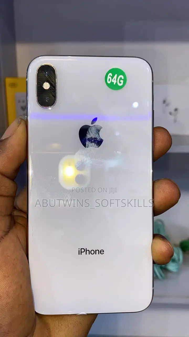 Apple iPhone X 64 GB White