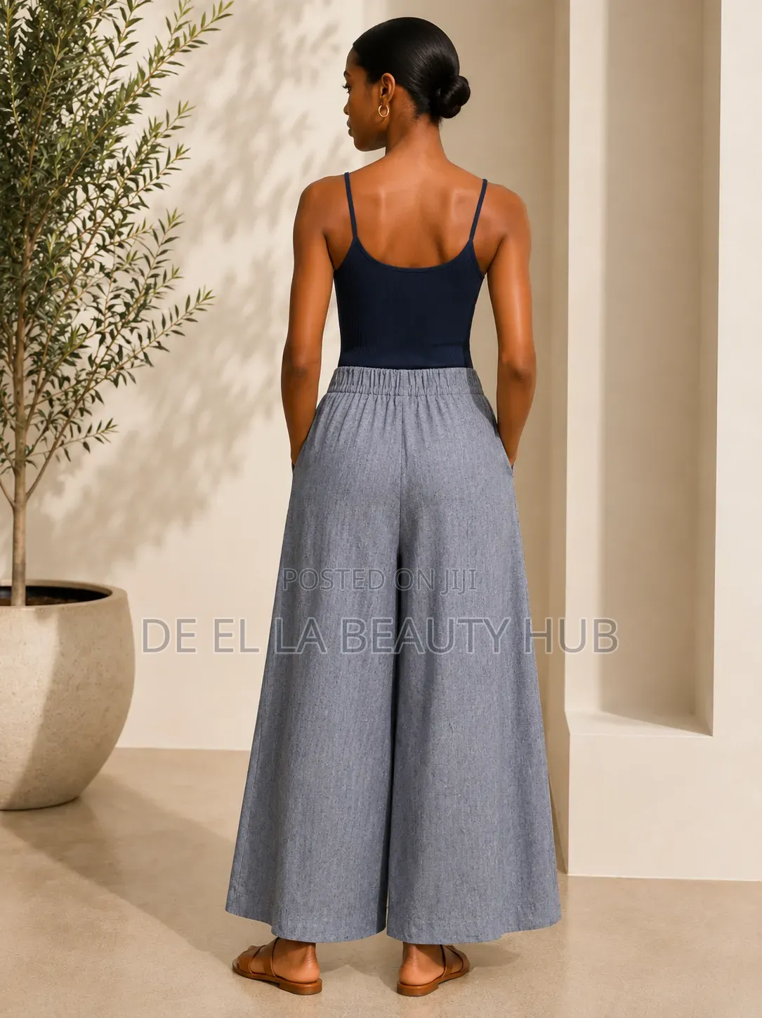 Elegant Grey Straight-Leg Pant