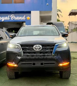 New Toyota Fortuner 2025 Black