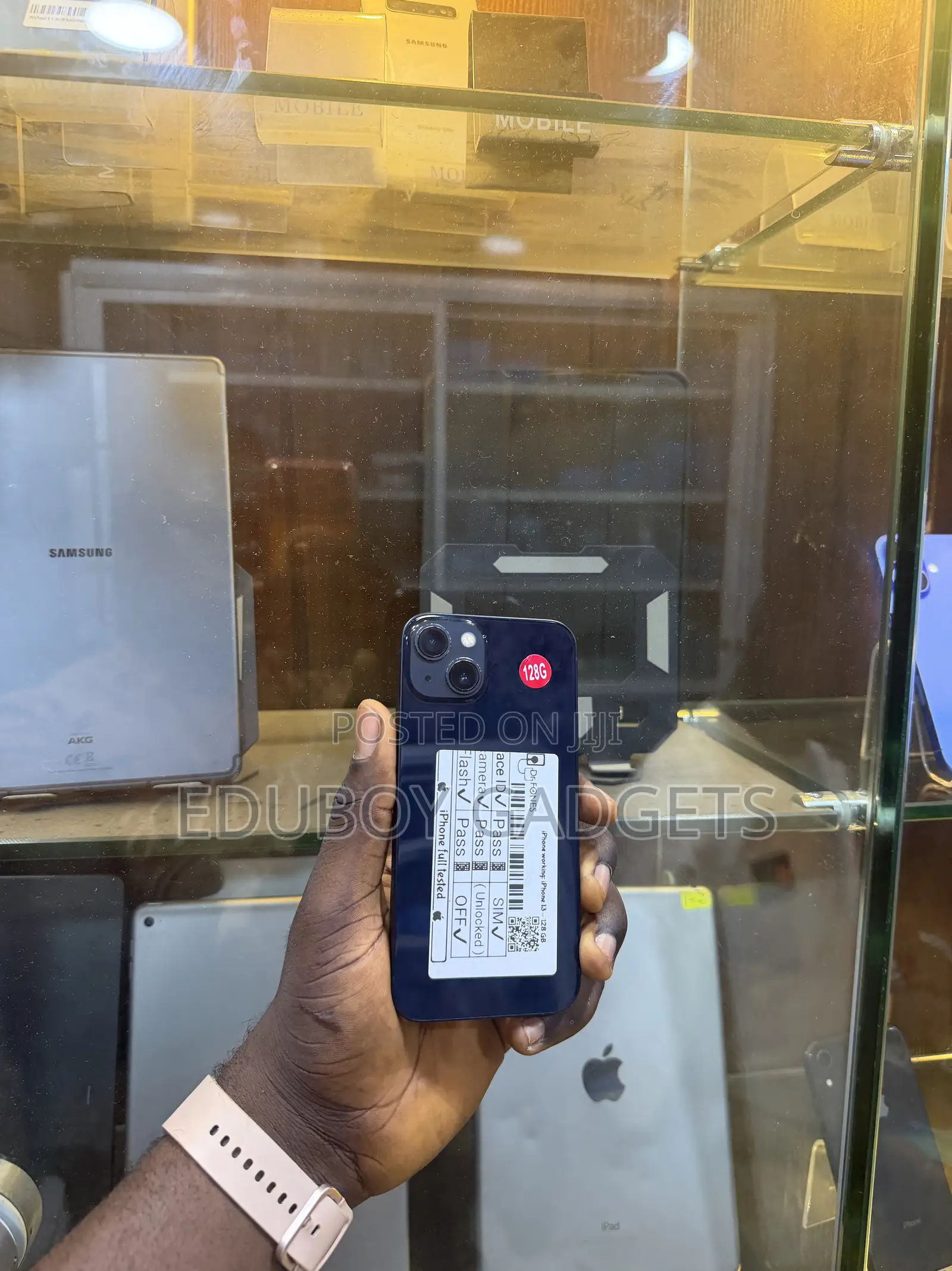Apple iPhone 13 128 GB Gray