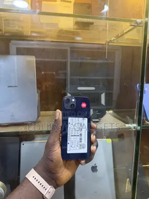 Apple iPhone 13 128 GB Gray