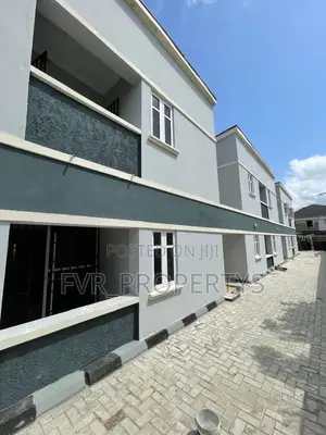 2bdrm Block of Flats in Lekky County, Ikota for rent