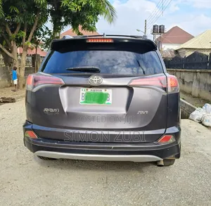 Toyota RAV4 2017 Gray