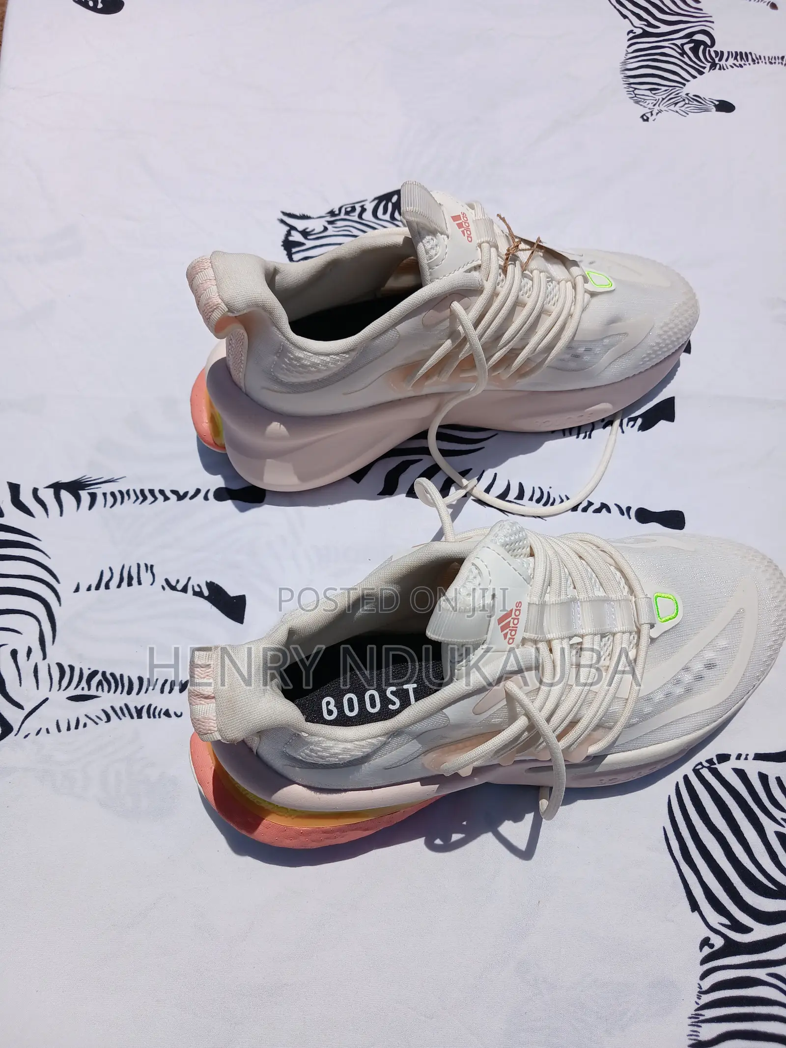 Original Adidas Sneakers " Alpha Boost"