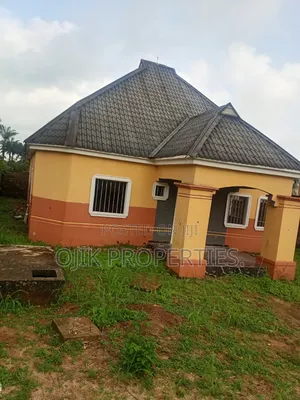 3bdrm House in Ojik Properties., Owerri for sale