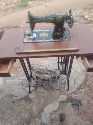 Manual Sewing Machine