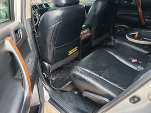 Toyota Highlander 2011 Silver