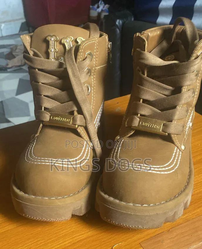 Clean Louis Vuitton Boot