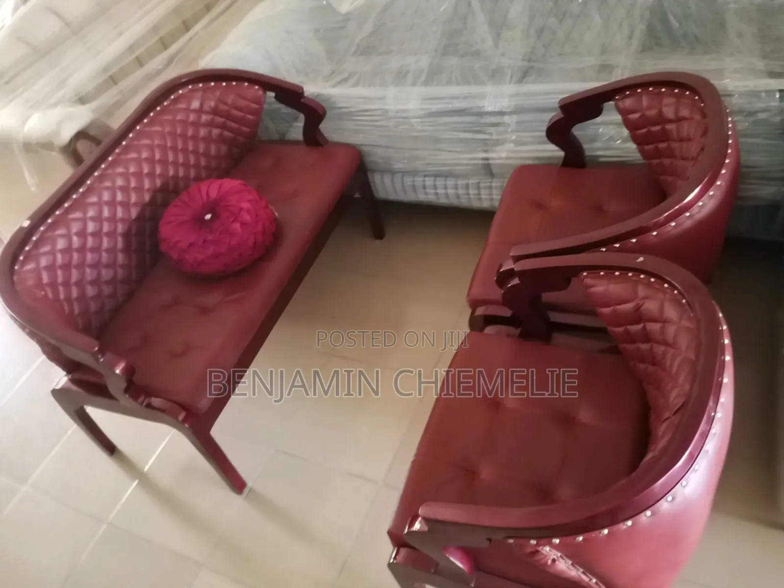 Antic Sofa