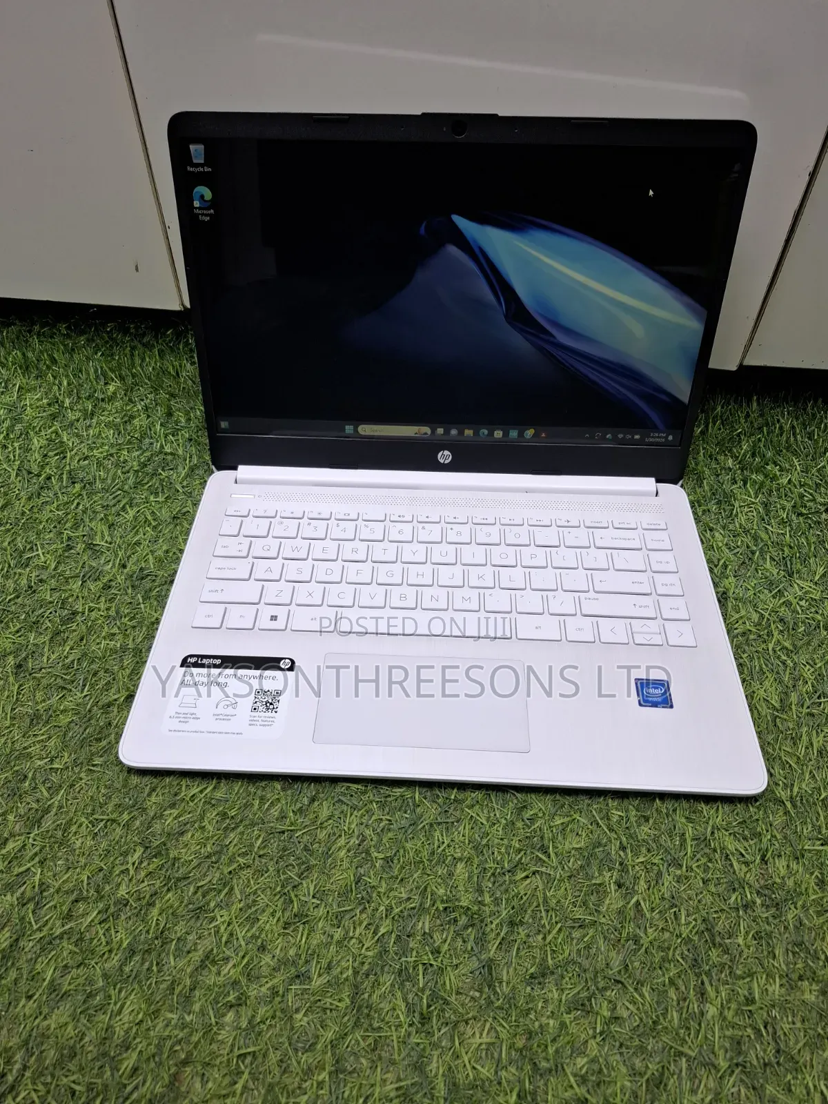 Laptop HP 14-ep0063 4GB Intel Pentium SSD 60GB