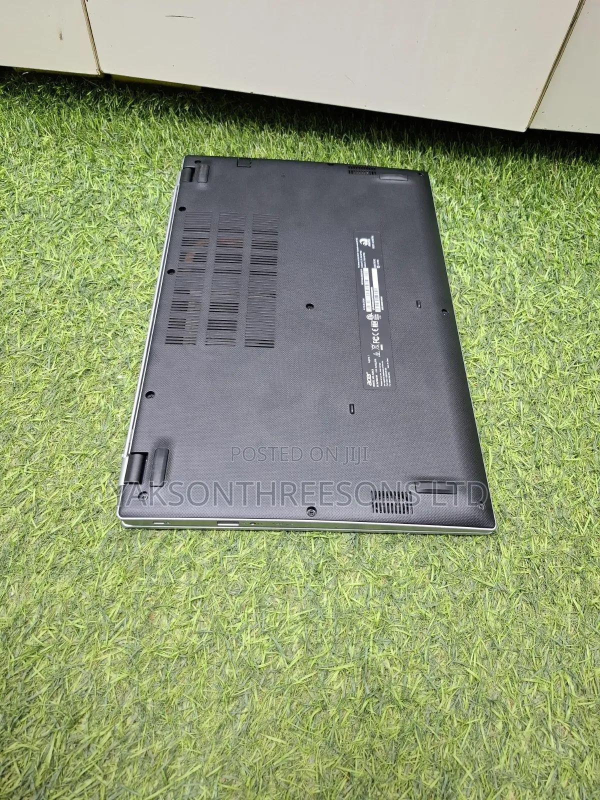 Laptop Acer Aspire 1 A115-31 8GB Intel Pentium SSHD+SSD 320GB